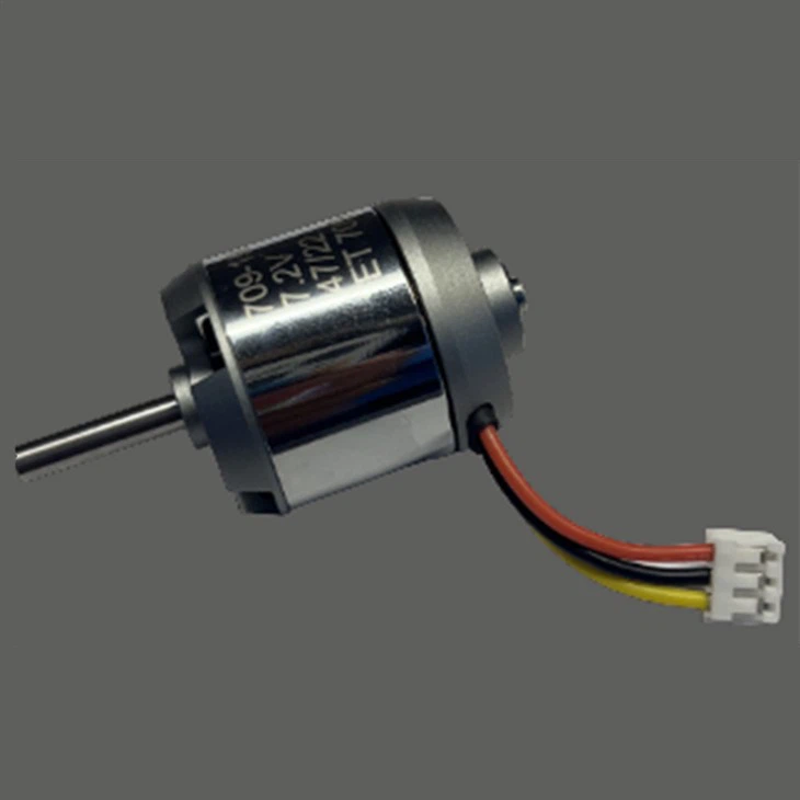 Silnik samochodowy sterowany radiem